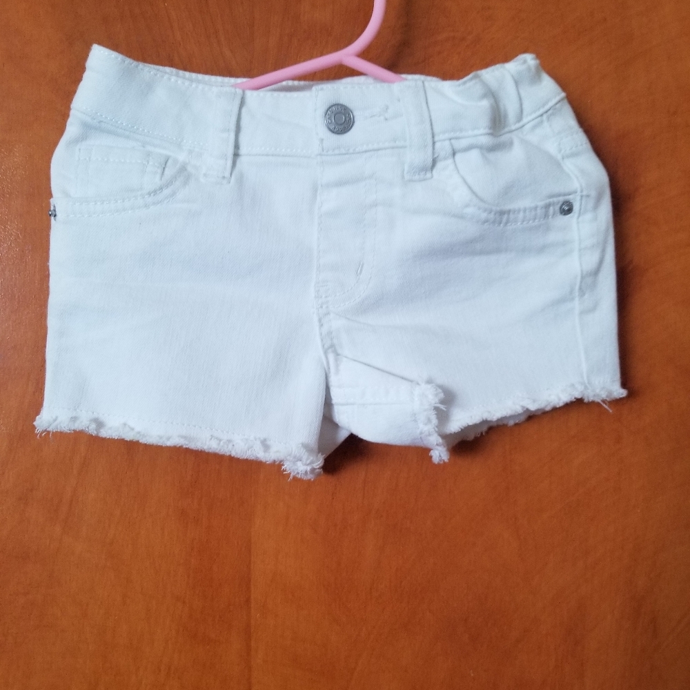 Cat and Jack white jeans shorts 4t